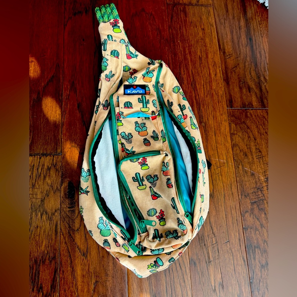 KAVU sling backpack